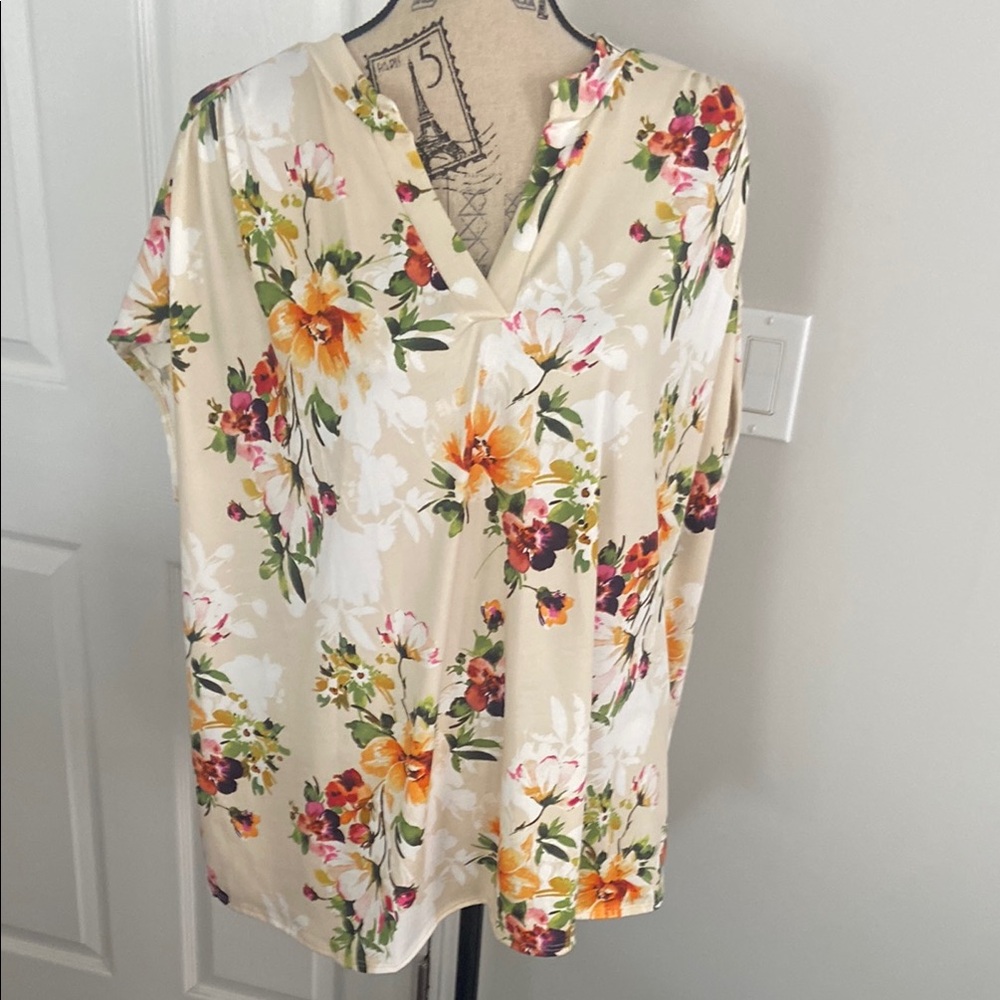 White Birch Orange Red Floral Mandarin Collar Blouse